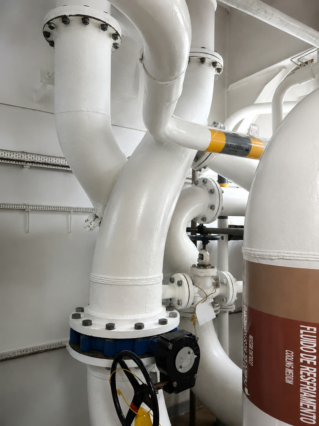 Linha instalada, pintada e identificada, XSE Solutions
